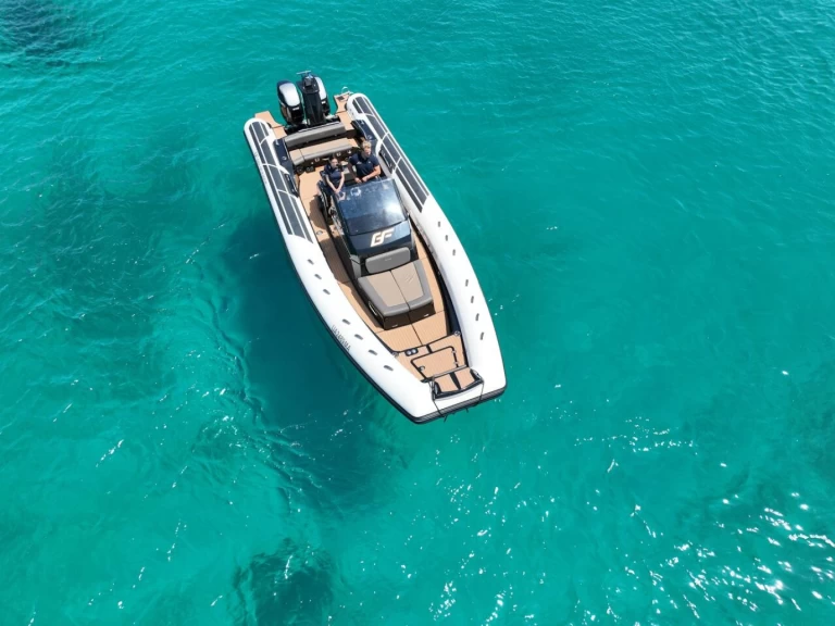 Boat rental Brig Eagle 10 in Golfo Aranci on Samboat