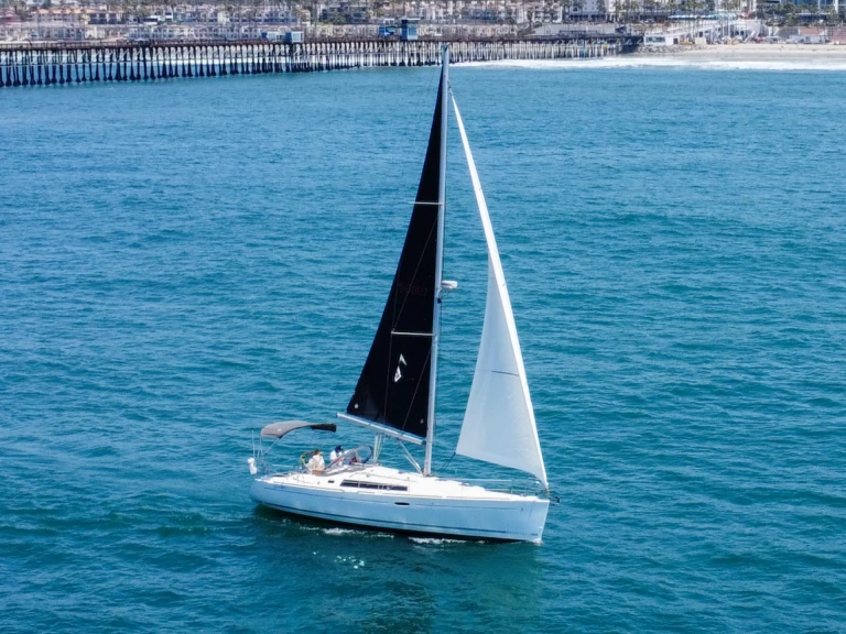 Sailboat rental with or without captain Bénéteau City of Oceanside