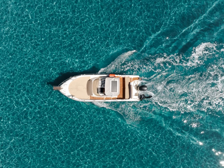 Bareboat Rental Motorboat Poseidon with a boat licence