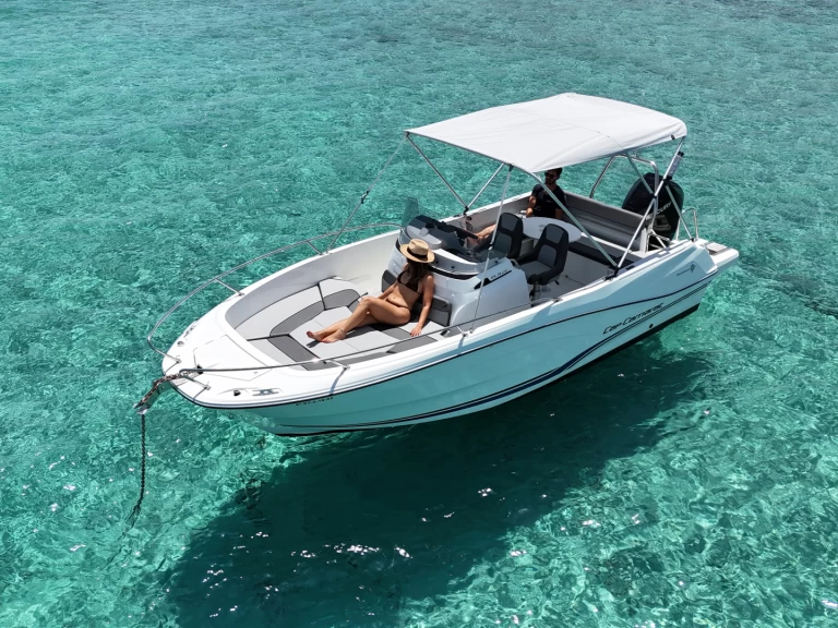 Jeanneau CAP CAMARAT 6,5 CC Style in Marina Botafoch on SamBoat