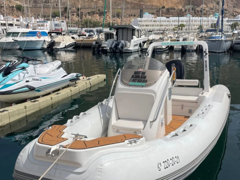 Boat rental Rib boat 580 in Carboneras on Samboat