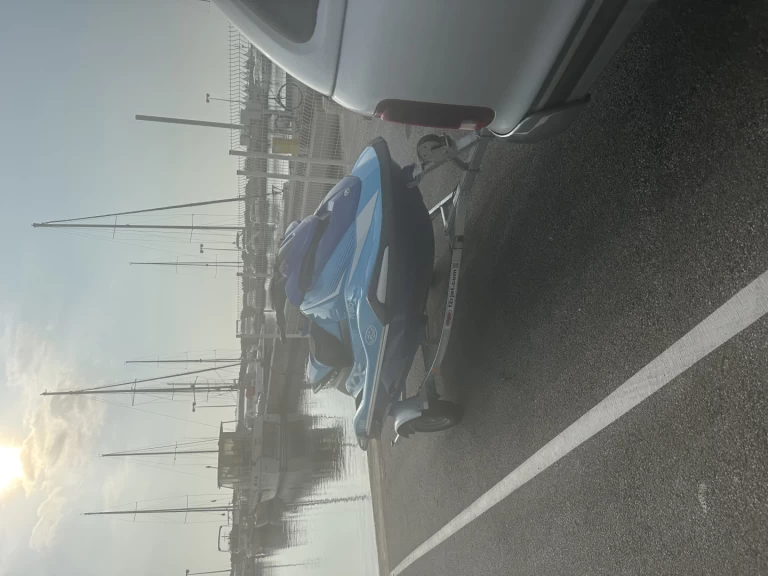 Rent a Yamaha VX DeLuxe Saint-Cyprien