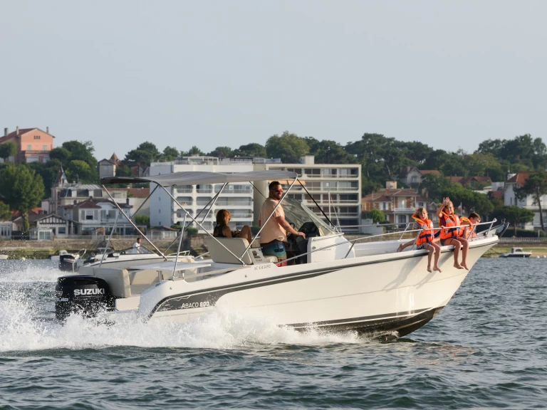 Boat rental Ocqueteau Abaco 800 Open CC in Arcachon on Samboat