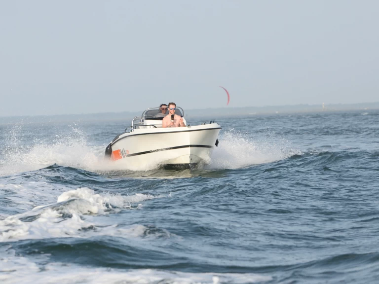 BMA BMA X199 charter bareboat or captained in  Arcachon