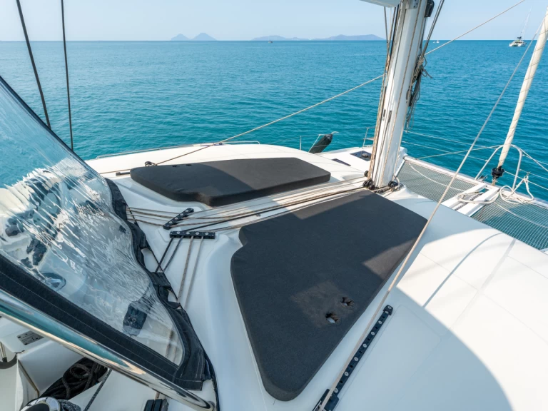 Rent a Lagoon Lagoon 51 Olbia