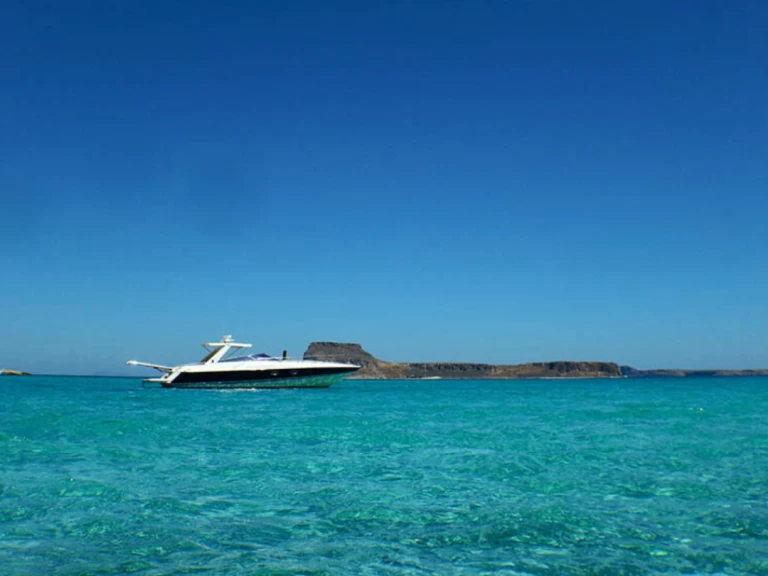 Motorboat rental in Kissamos - Sunseeker 1998