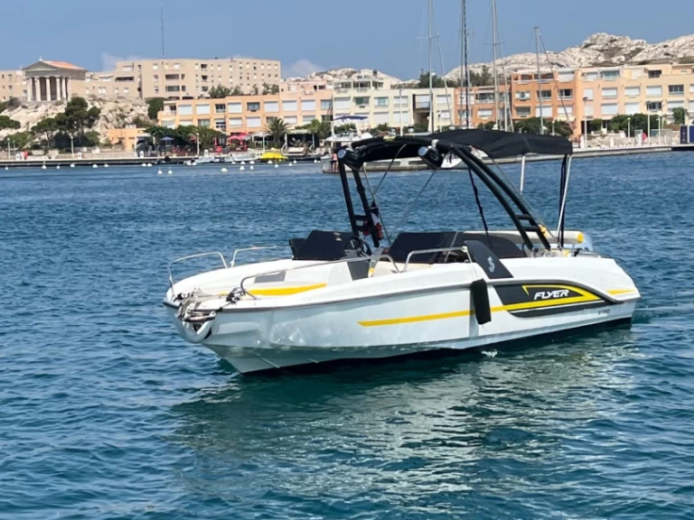 Yacht charter Marseille cheap Flyer 6.6 SPORTdeck