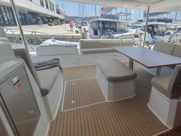 Catamaran rental with or without captain Fountaine Pajot Seget Donji