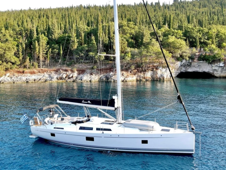 Bareboat Rental Sailboat Hanse with a boat licence