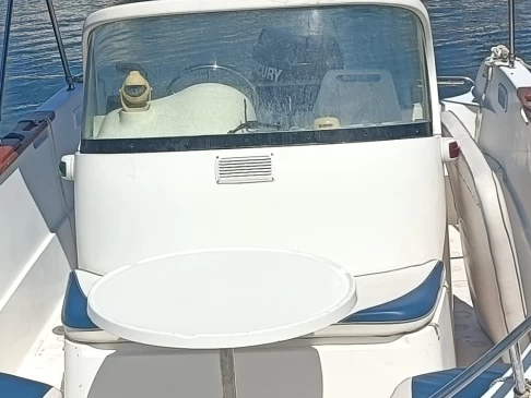 Quicksilver Quicksilver 630 Open Commander in Ayguade-Ceinturon on SamBoat