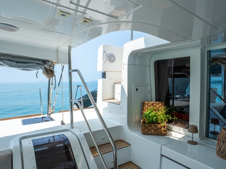 Lagoon Lagoon 52 F in Capo d'Orlando on SamBoat