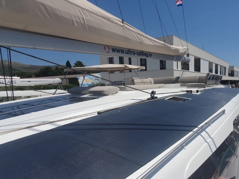 Bareboat Rental Catamaran Fountaine Pajot with a boat licence