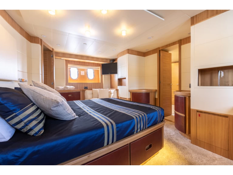 Yacht charter Ibiza Town cheap Dalla Pieta 80