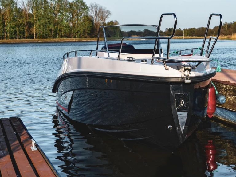 Motorboat for rent Trogir at the best price