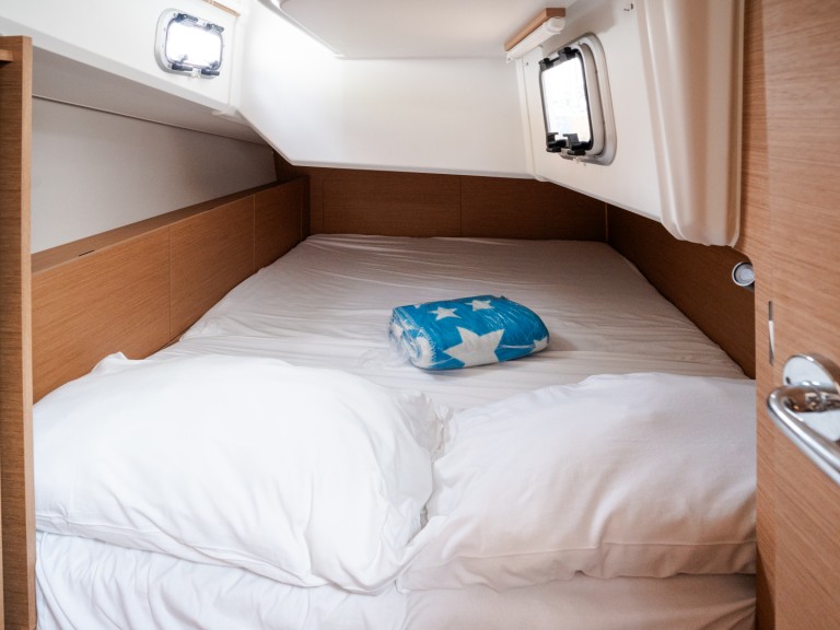 Jeanneau Sun Odyssey 380 charter bareboat or captained in  Castiglioncello