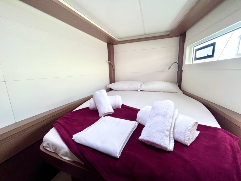 Catamaran for rent Capo d'Orlando at the best price