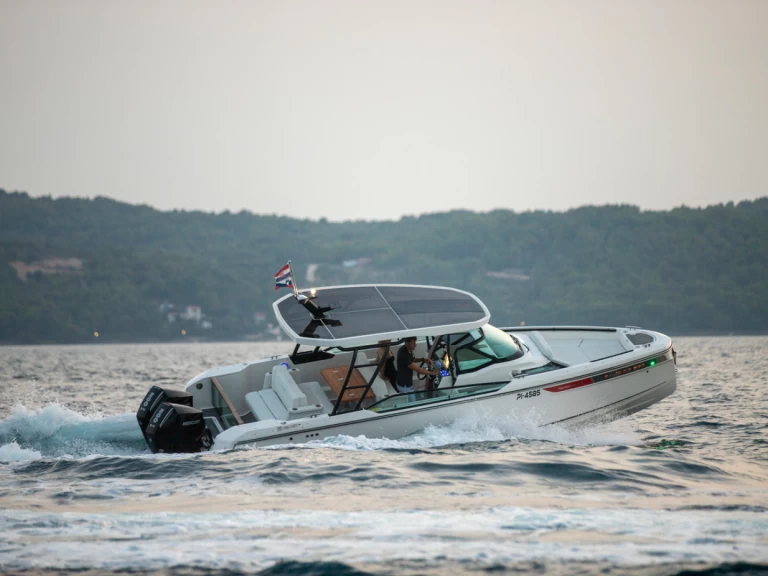 Yacht charter Sukošan cheap Saxdor 270 GTO
