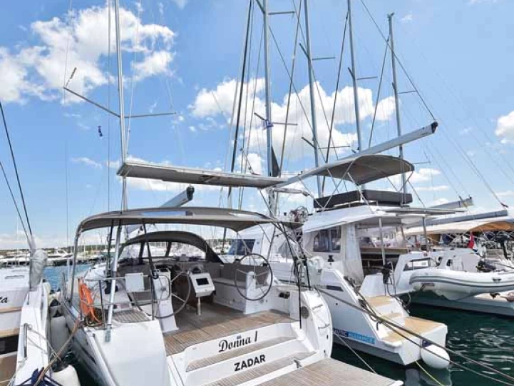 Boat rental Bavaria Cruiser 51 in Biograd na Moru on Samboat