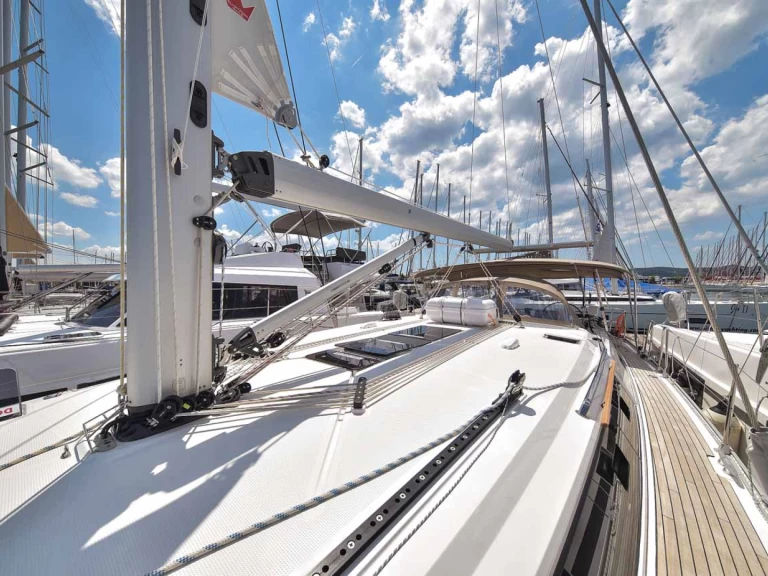 Sailboat for rent Biograd na Moru at the best price