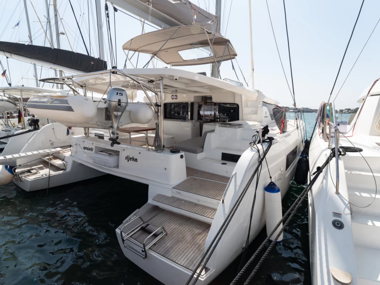 Yacht charter Le Marin cheap Lagoon 46