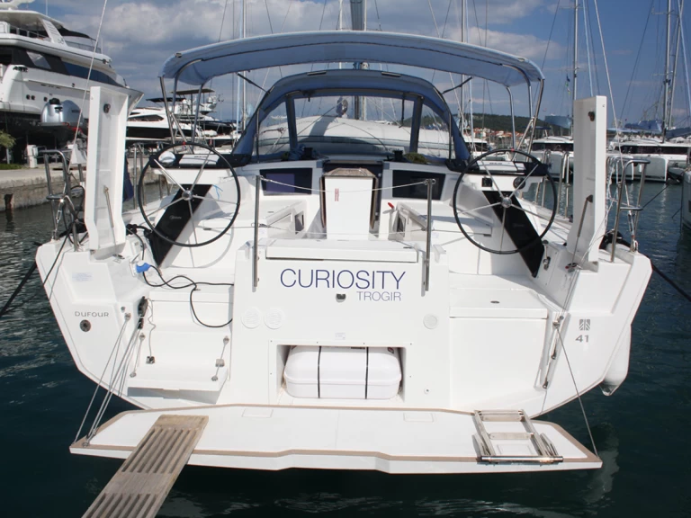 Boat rental Dufour Dufour 41 in Seget Donji on Samboat