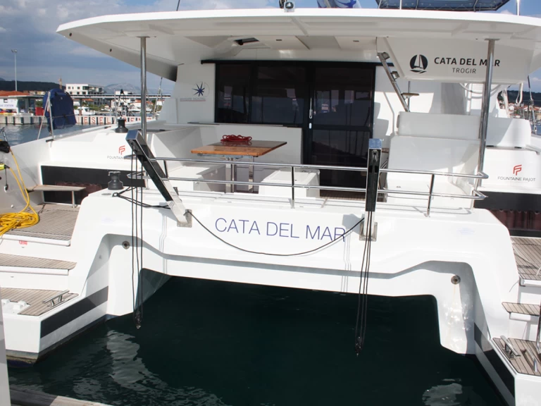 Catamaran for rent Seget Donji at the best price