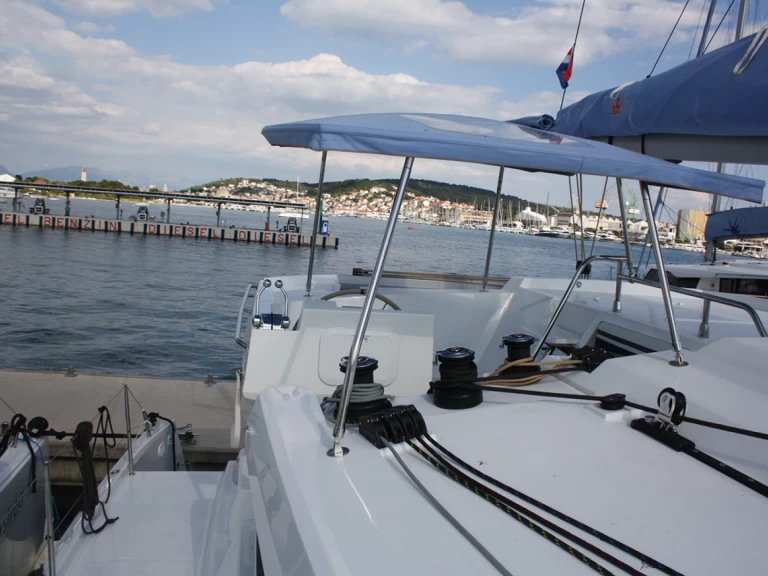Bareboat Rental Catamaran Fountaine Pajot with a boat licence