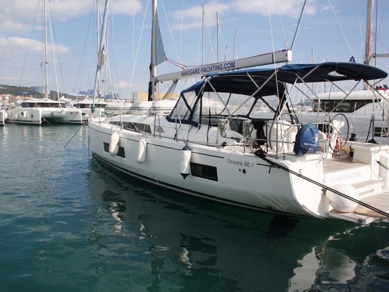 Boat rental Bénéteau Oceanis 46.1 in Seget Donji on Samboat