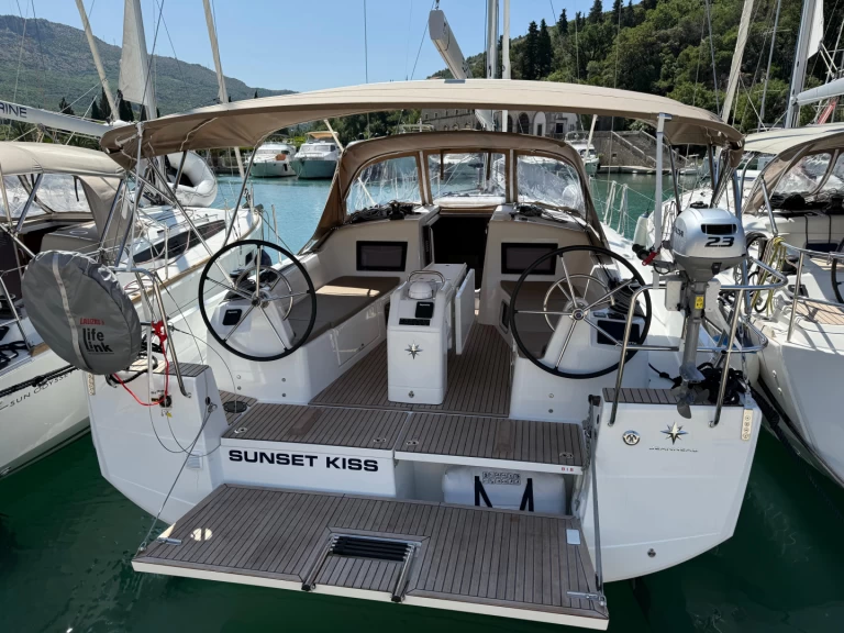 Rent a Jeanneau Sun Odyssey 410 Komolac