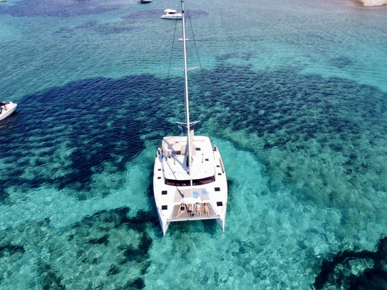 Bareboat Rental Catamaran Fountaine Pajot with a boat licence