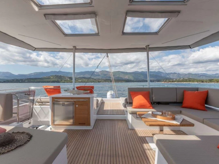 Boat rental Fountaine Pajot Sapphire in British Virgin Islands (BVI) on Samboat