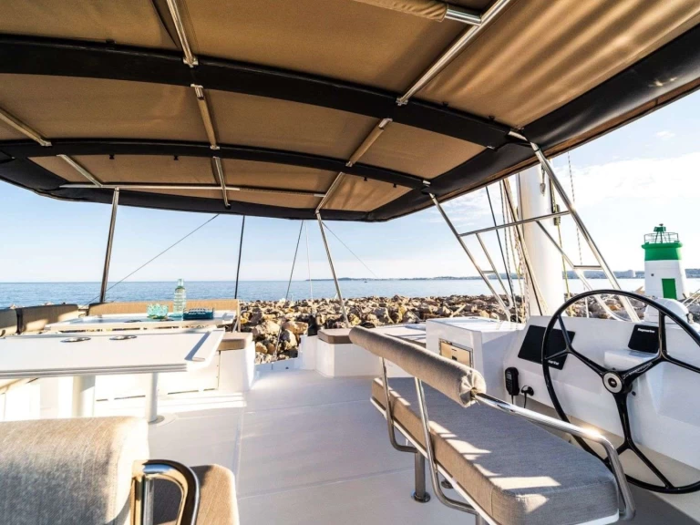 Yacht charter Tortola cheap Kayachtic 