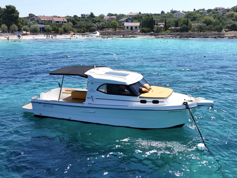 Motorboat for rent Trogir at the best price