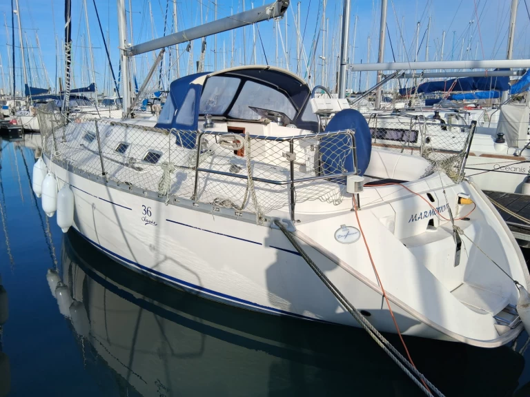 Yacht charter La Rochelle cheap Dufour 36 Classic