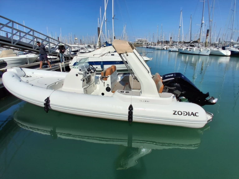 RIB for rent La Rochelle at the best price