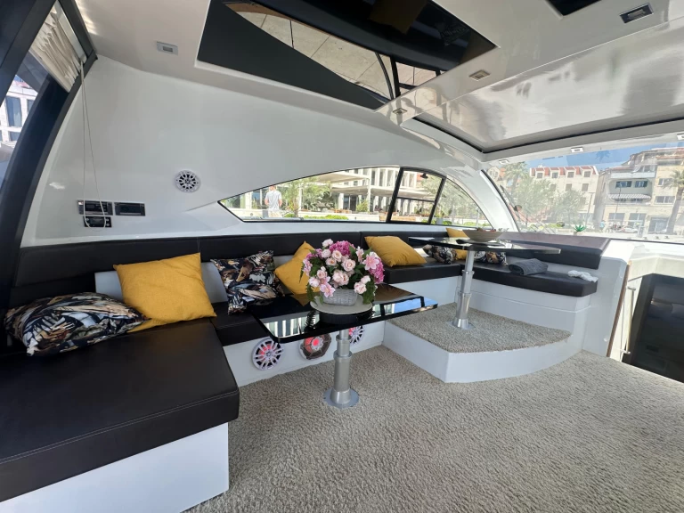 Motorboat rental with or without captain Pearl Sea Split