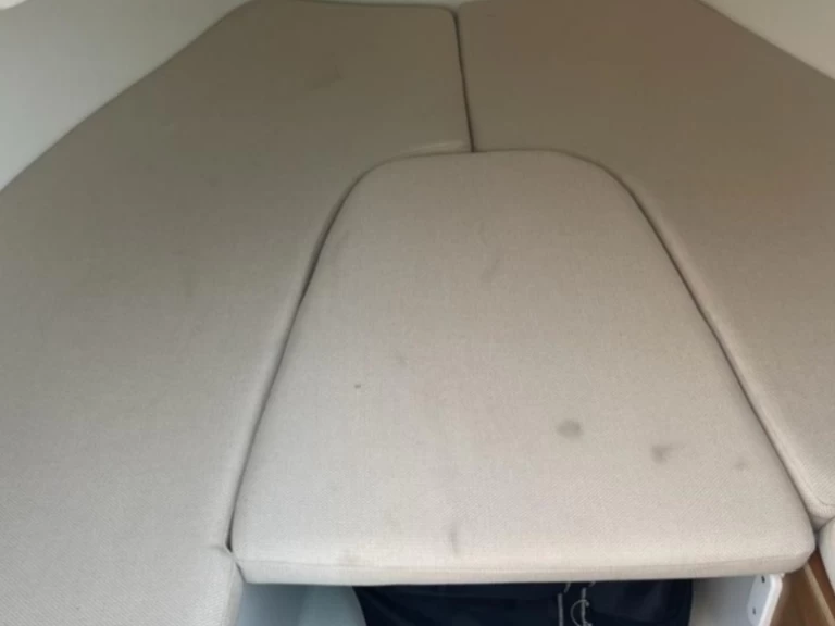 Jeanneau Cap Camarat 5.5 CC Serie 2 charter bareboat or captained in  Palavas-les-Flots