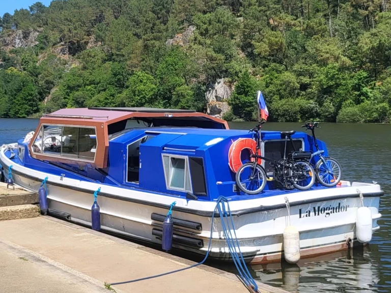 Boat rental Porter and Haylett CONNOISSEUR 1135 in Redon on Samboat