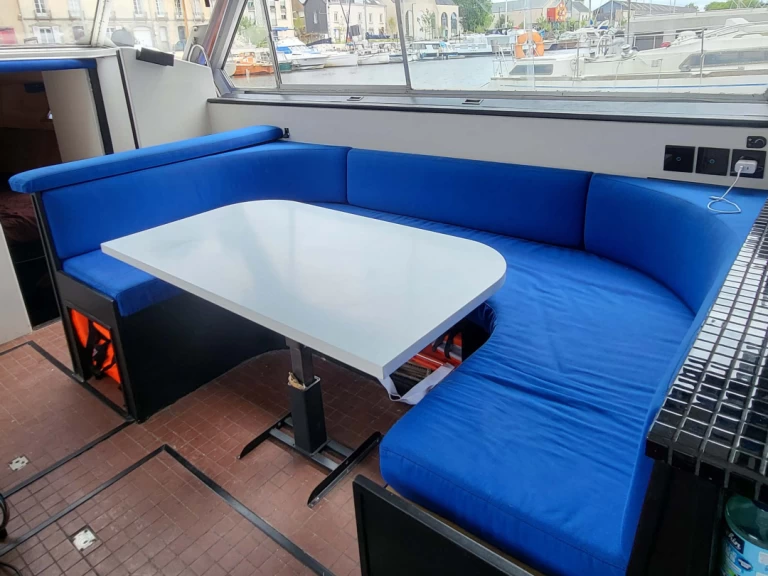 Houseboat for rent Redon at the best price