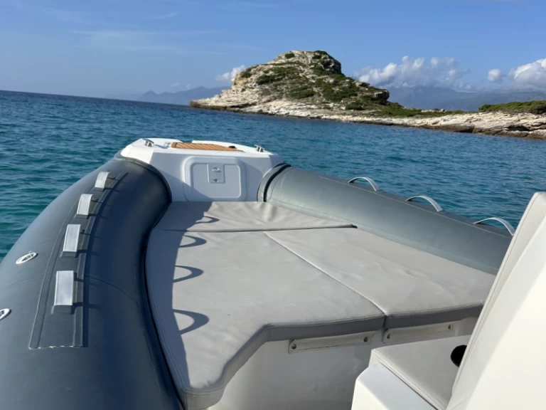Bareboat Rental RIB FANALE MARINE with a boat licence