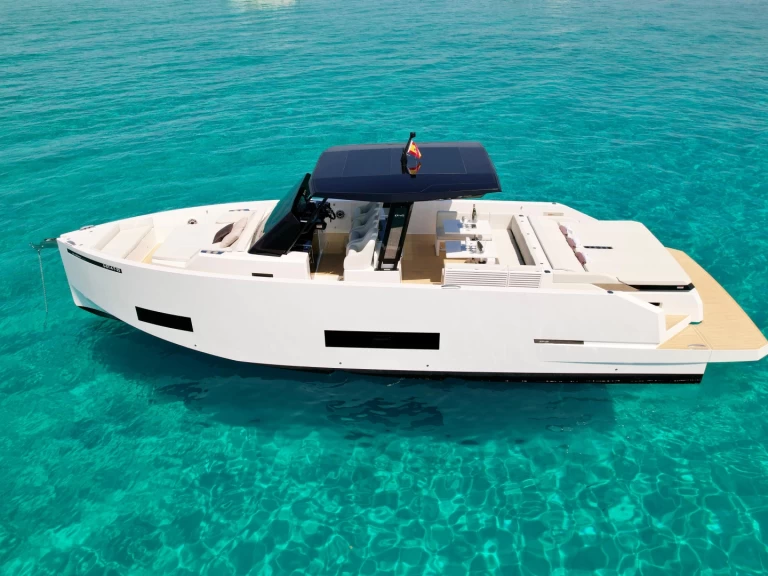 Cranchi Antonio d42 in Ibiza Town on SamBoat