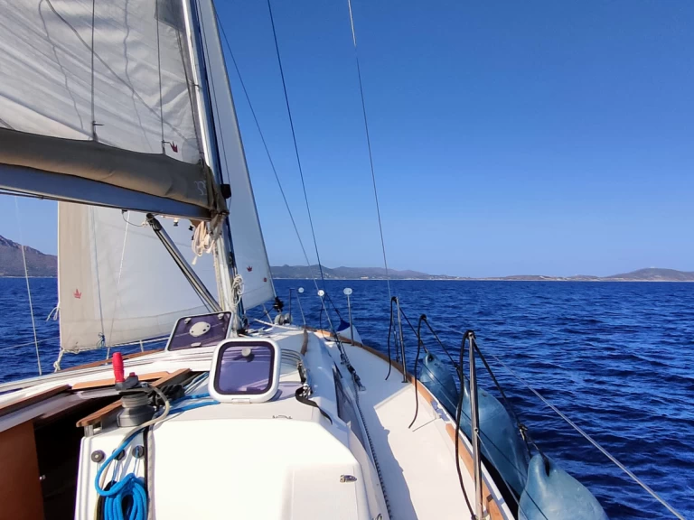 Boat rental Dufour Dufour 335 Grand Large in Villasimius on Samboat
