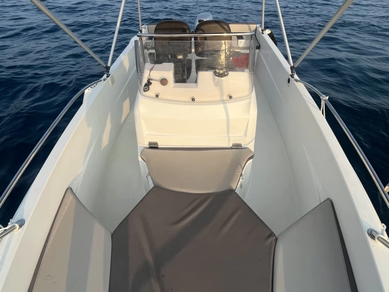 Bareboat Rental Motorboat Prusa Marine with a boat licence