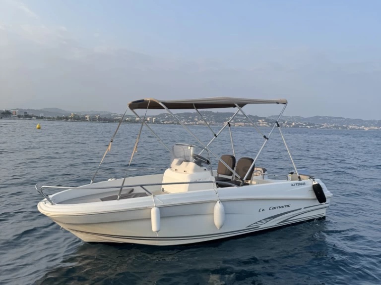 Motorboat for rent Mandelieu-la-Napoule at the best price