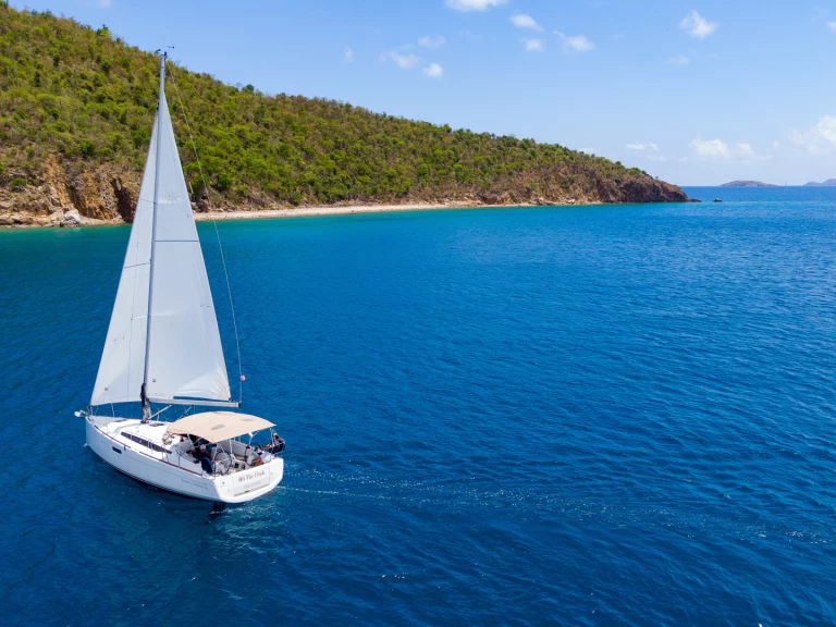 Sailboat rental in Road Town - Jeanneau Sun Odyssey 349