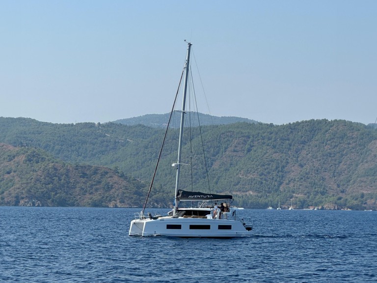 Catamaran rental with or without captain Aventura Fethiye