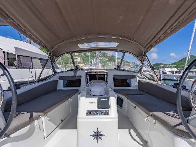 Bareboat Rental Sailboat Jeanneau with a boat licence