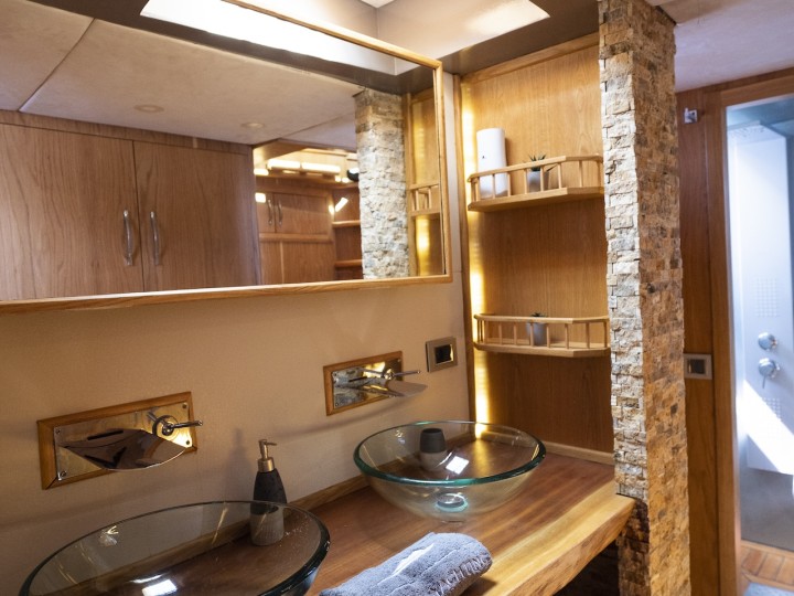  Catamaran in Néa Péramos on SamBoat