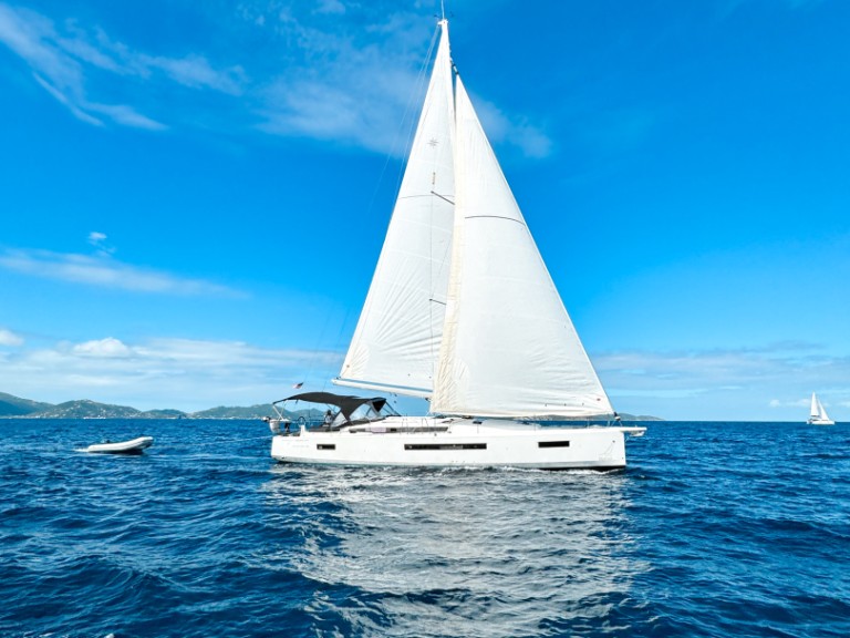 Sailboat rental in Road Town - Jeanneau Sun Odyssey 490