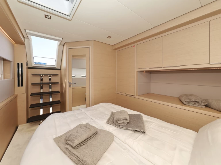 Catamaran for rent Sukošan at the best price